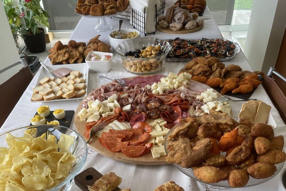 Finger food