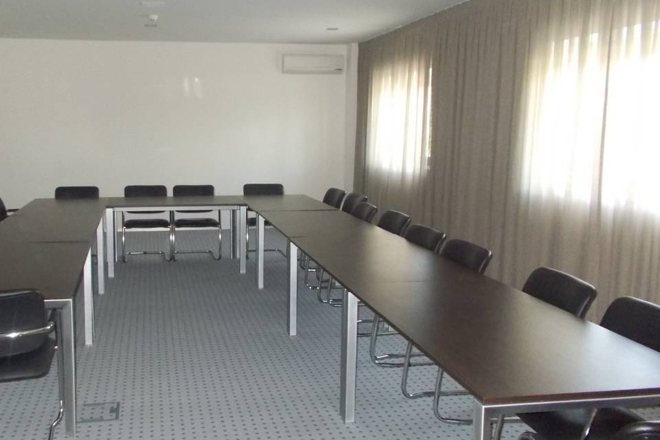 SALA DE REUNIÕES