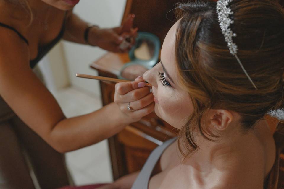 Makeup bride