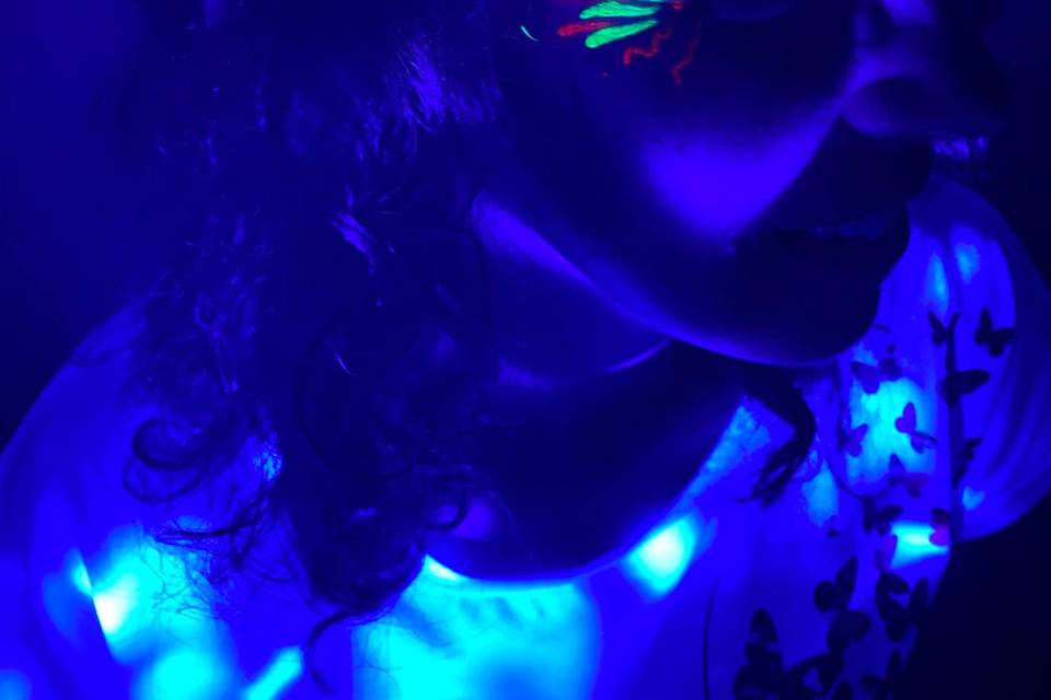 Neon party