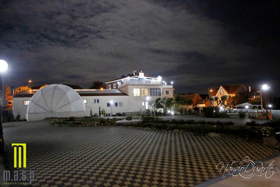 Stroganov hotel noite