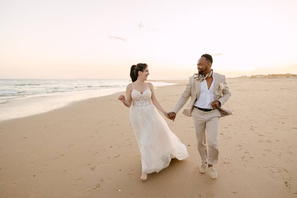 Casal na praia VRSA