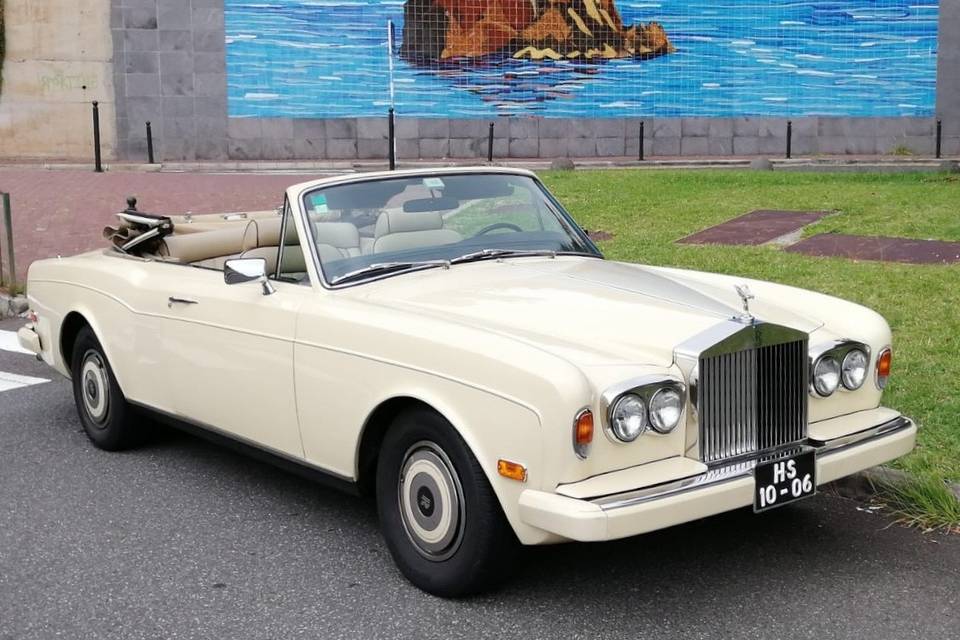 Rolls-Royce Cornich