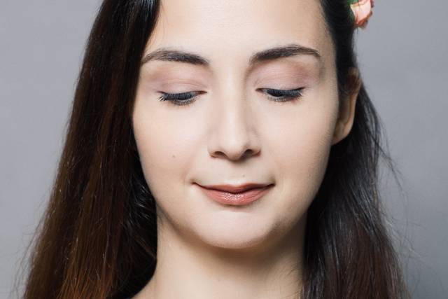 Adriana Costa Makeup Artist