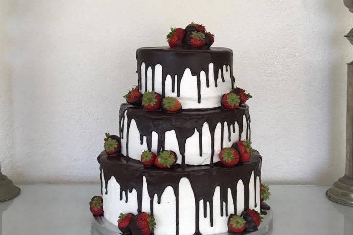 Drip chocolate wedding cake