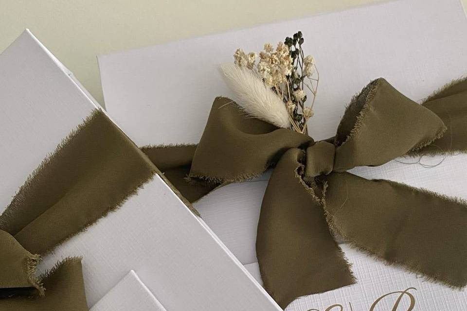 Convite acrílico com caixa