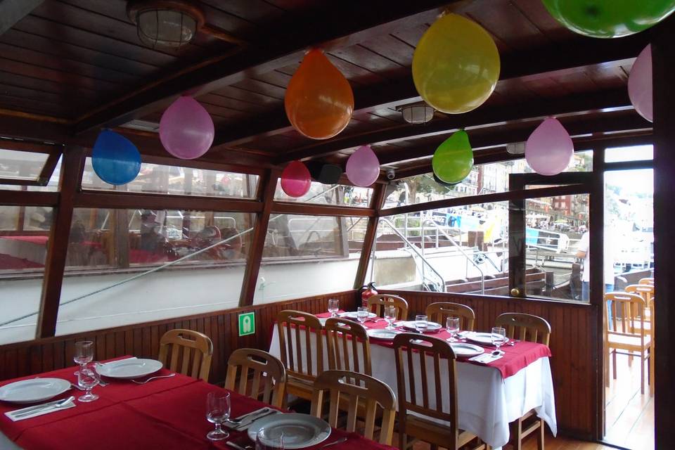 Decoração de barco para jantar