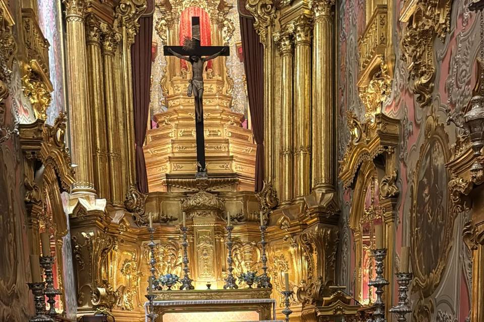 Altar principal