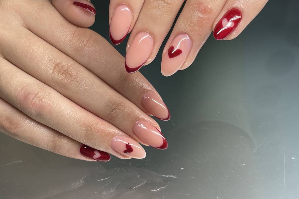 Francesa vermelha com nail art