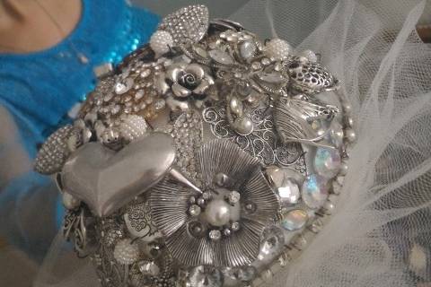 Bouquet broches
