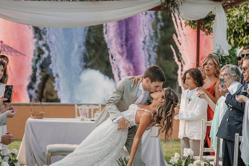 Ana Almeida Weddings Creator