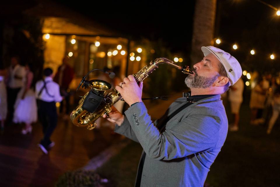 Sax performance