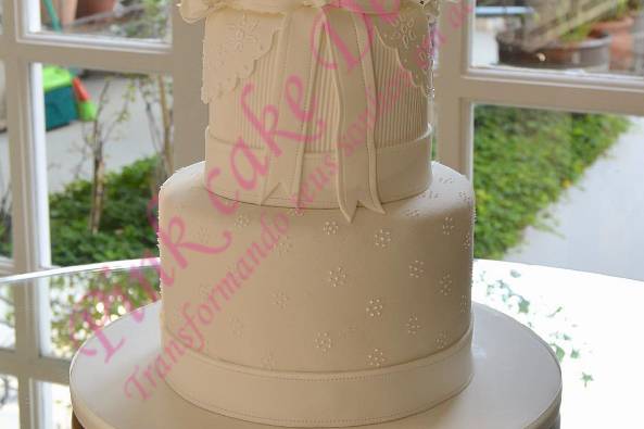 Pink Cake Design