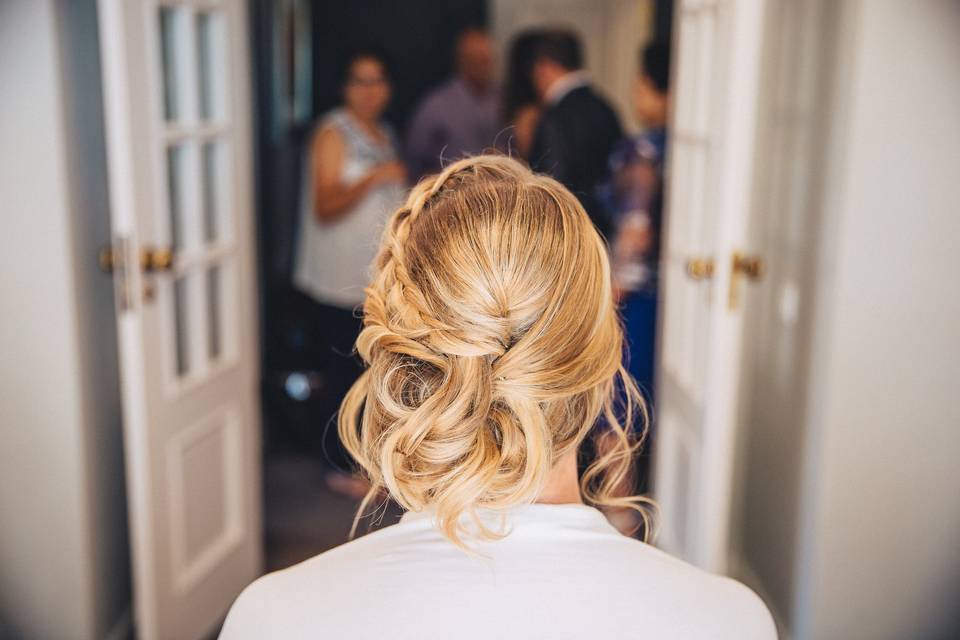 Hair photo: aguiamwedding