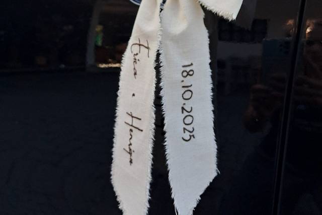 Fitas bordadas para carros