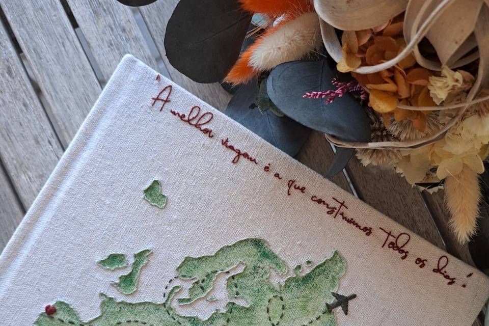 Livro de honra bordado à mão