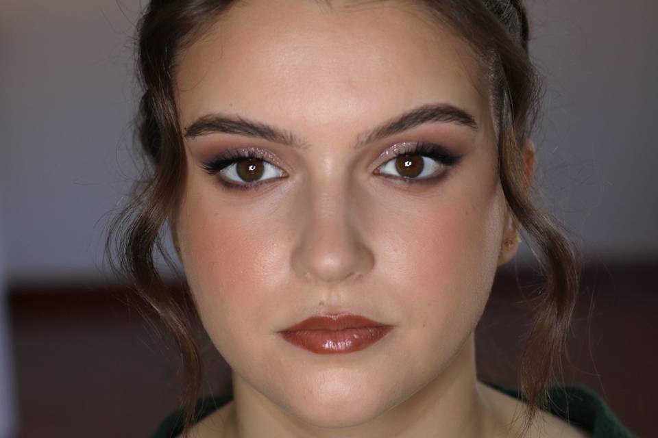 Soft neutral glam