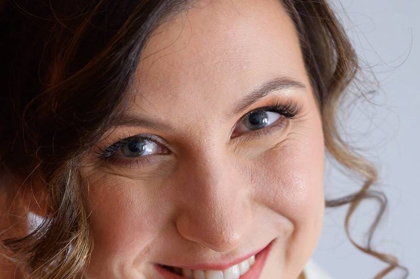 Deolinda Capitão - Makeup Artist