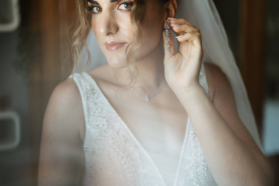 Noiva com maquilhagem clássica