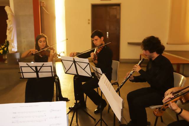 Ensemble de cordas e oboé