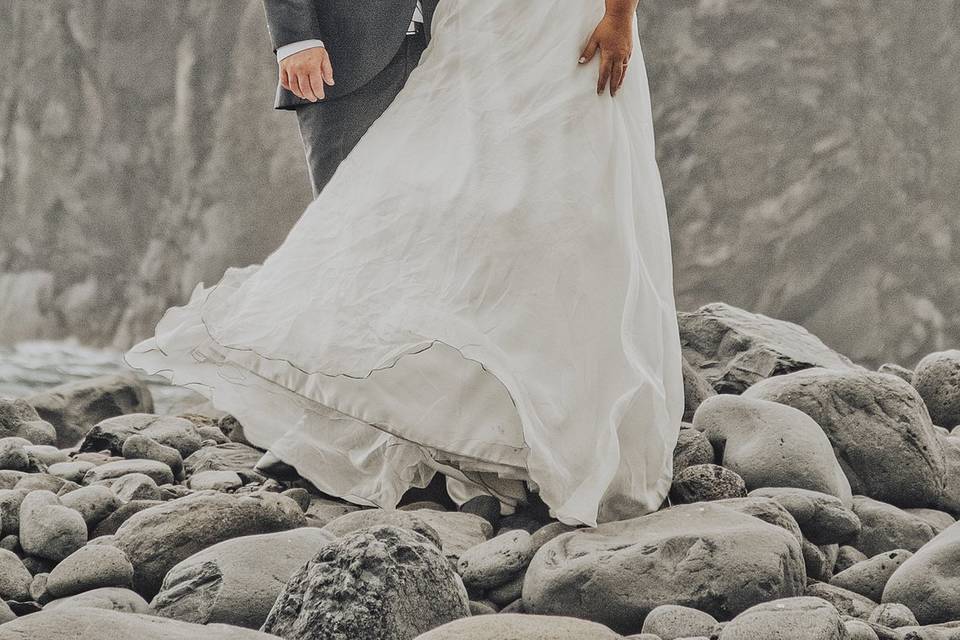 A&V Trash the Dress