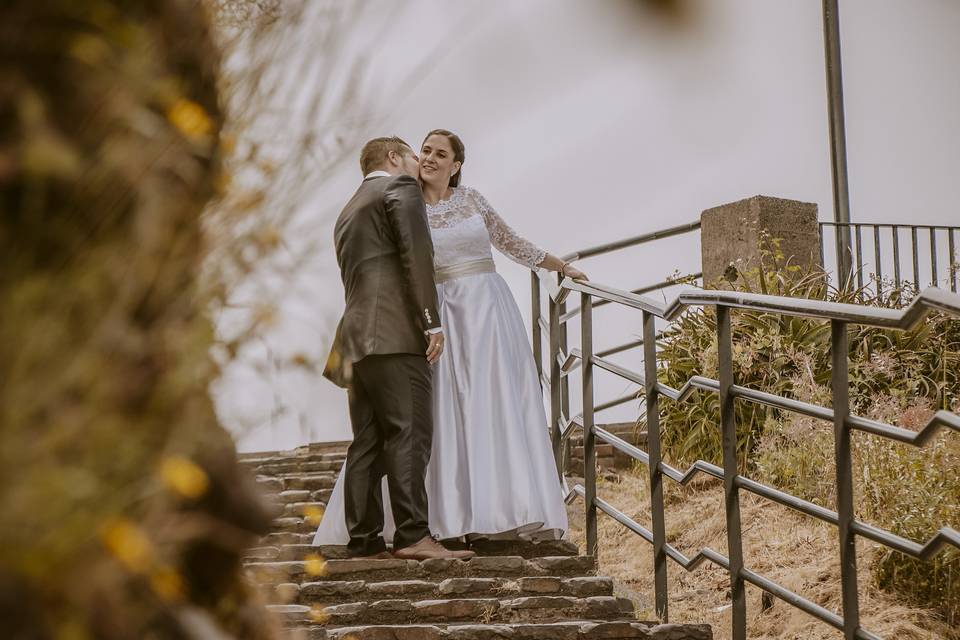 N&L Trash The Dress