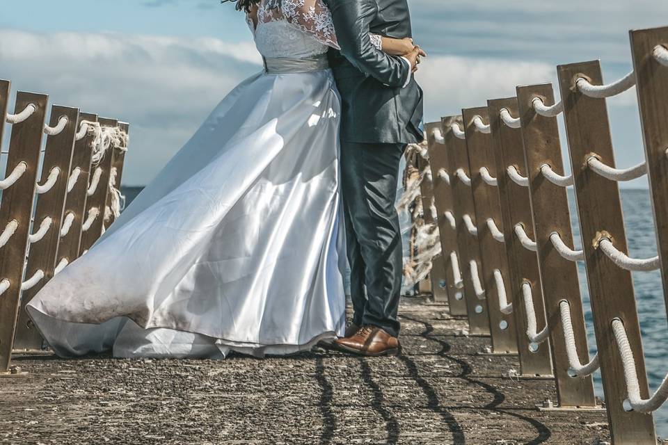 N&L Trash The Dress