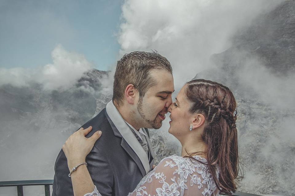 N&L Trash The Dress