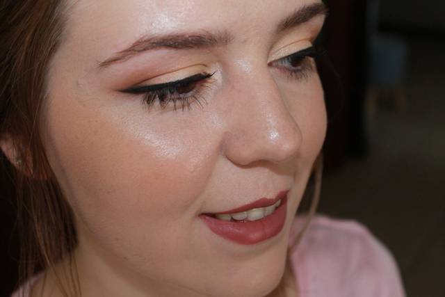 Patrícia Ferrer Makeup Artis