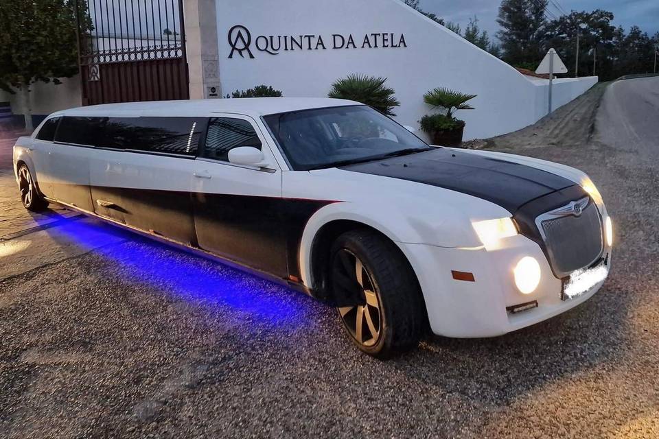- Limousine Rolls Royce Look c