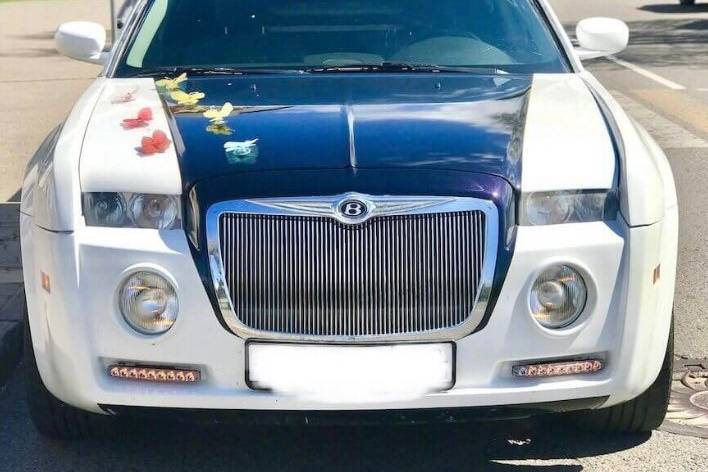 - Limousine Rolls Royce Look c