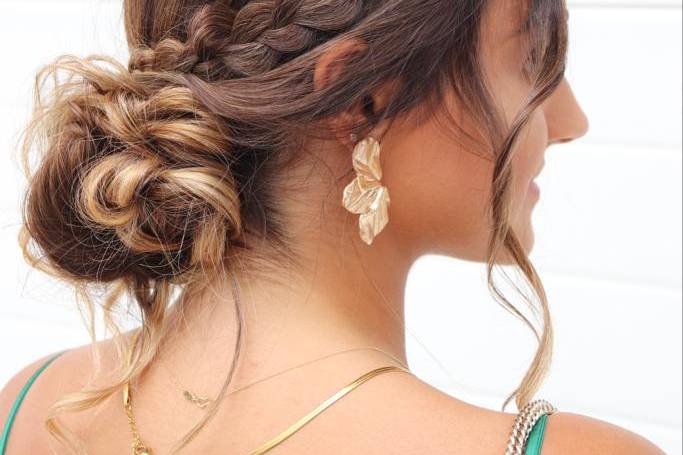 Maquilhagem e penteado social