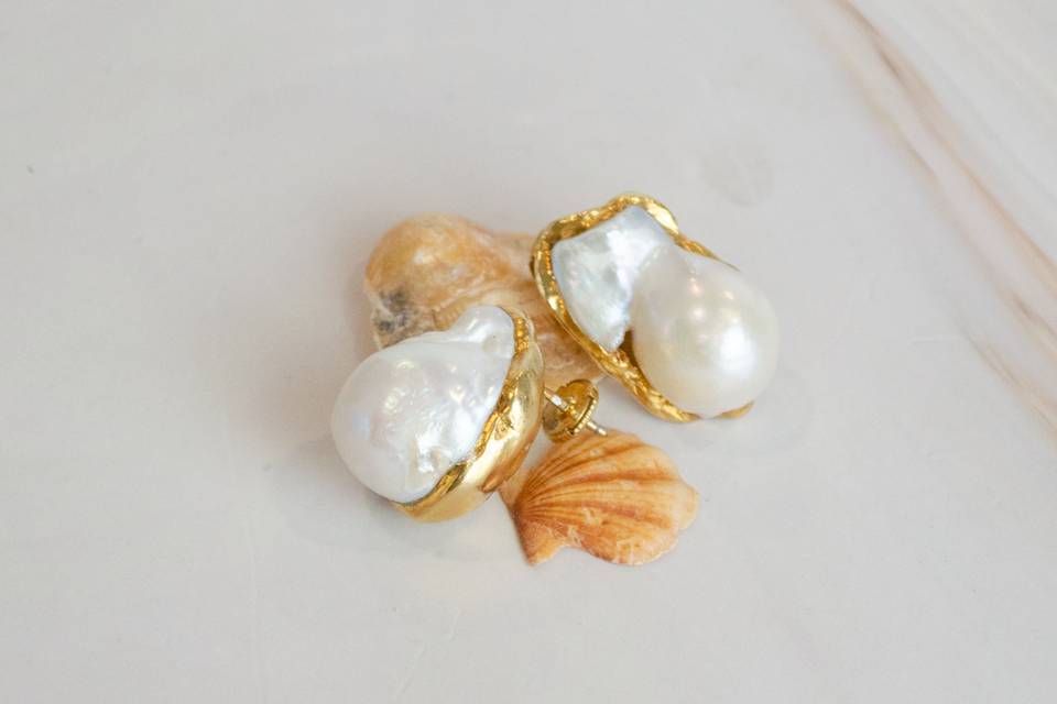 Brincos Golden Pearl