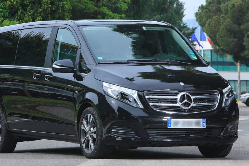 Mercedes Vito Van até 9 pessoas