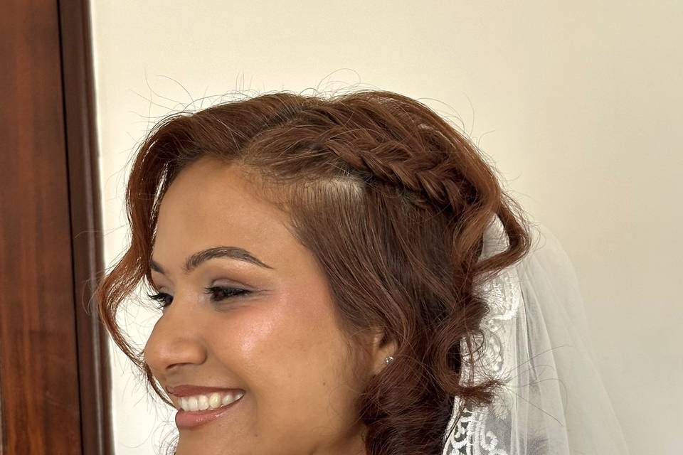 Maquilhagem e penteado noiva