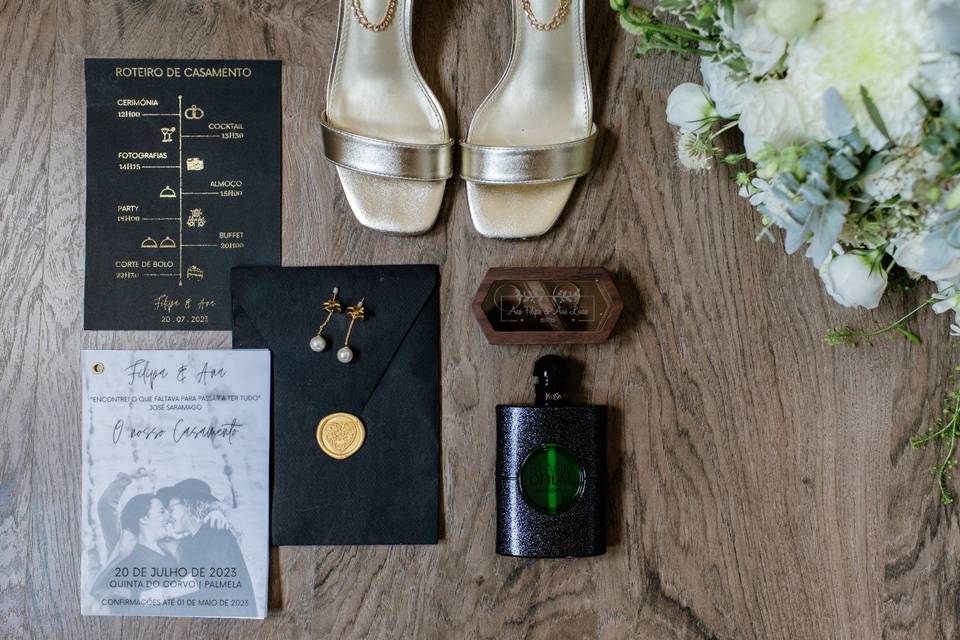 Convite Black & Gold