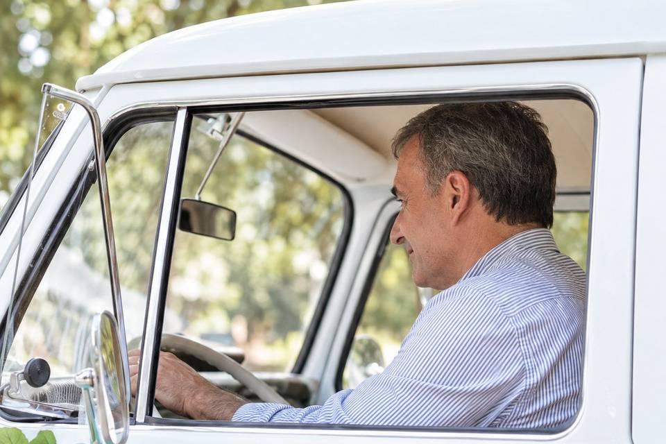 motorista_ao_volante