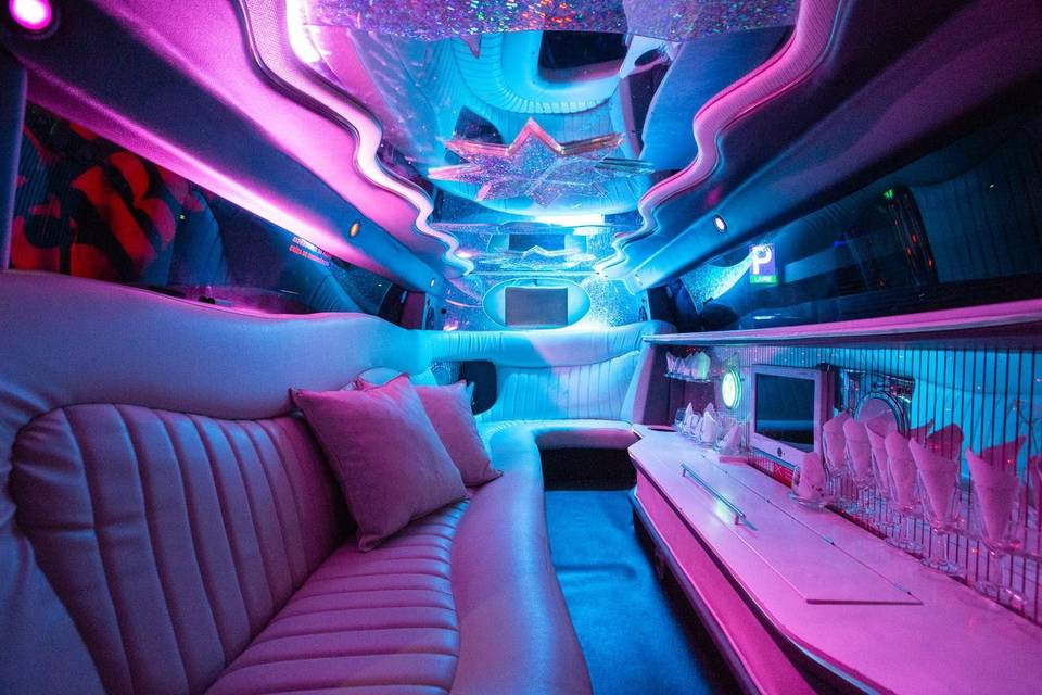 Interior Hummer H3