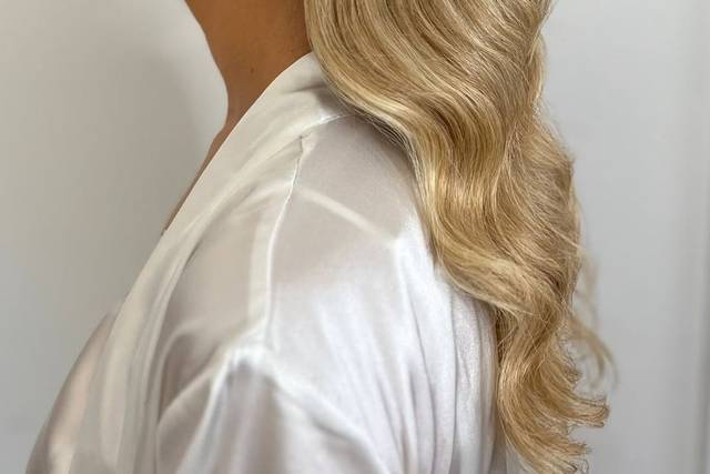 Penteado com ondas alinhadas
