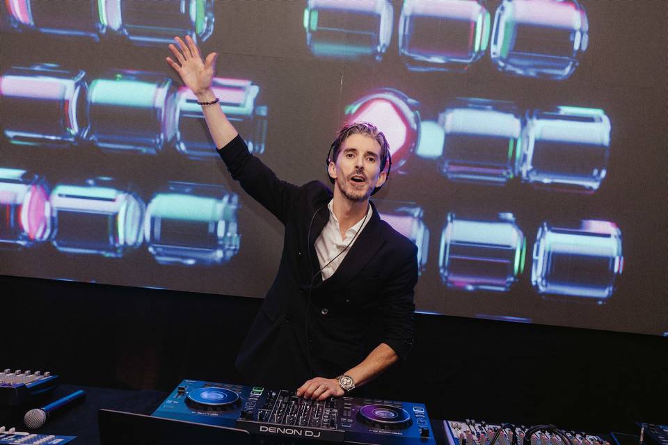 DJ Tiago Cerqueira