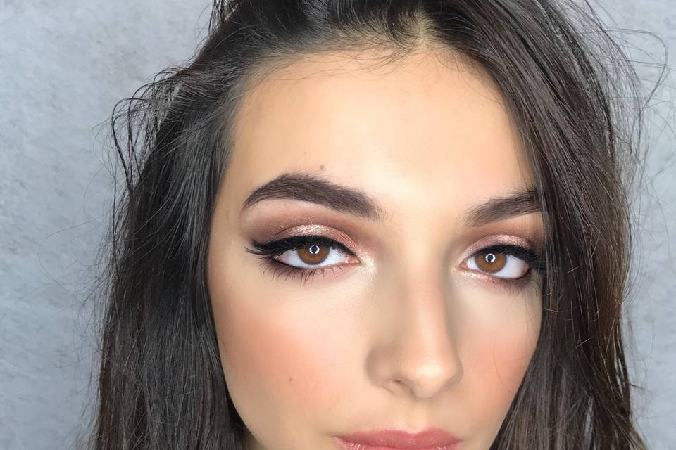 Makeup soft glam