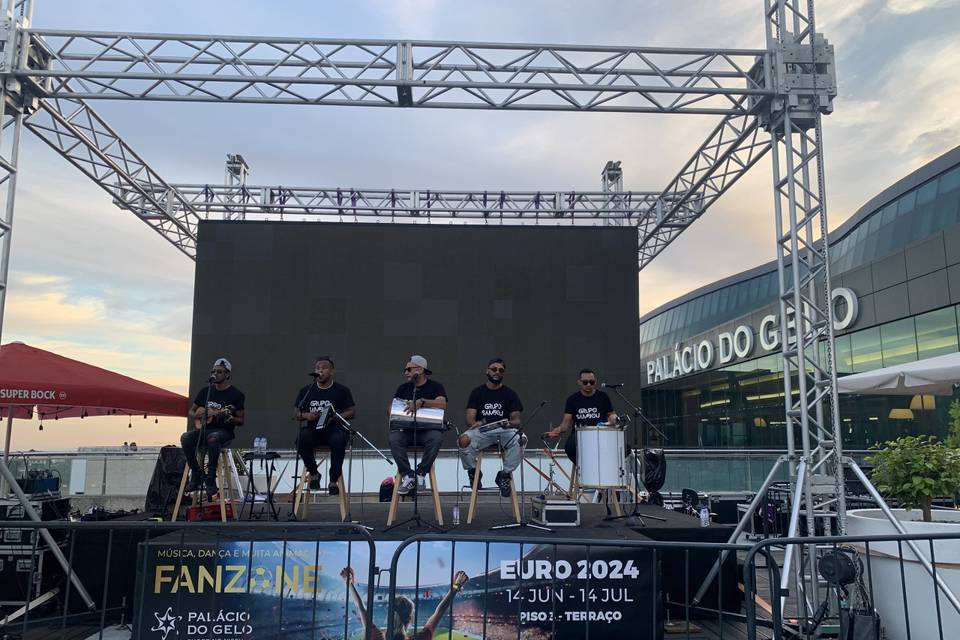 Grupo Sambou