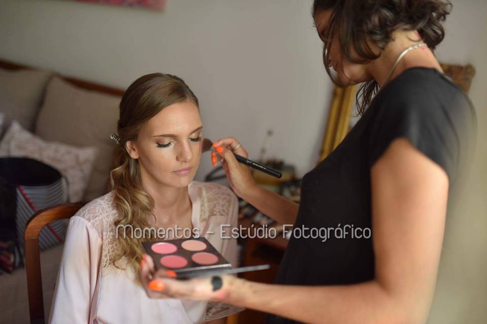 Carolina Andrade - Makeup Artist