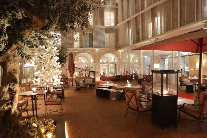 O claustro como cenário