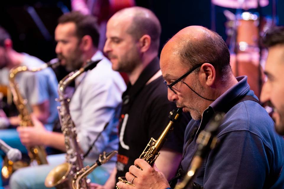 Experiência a fazer música