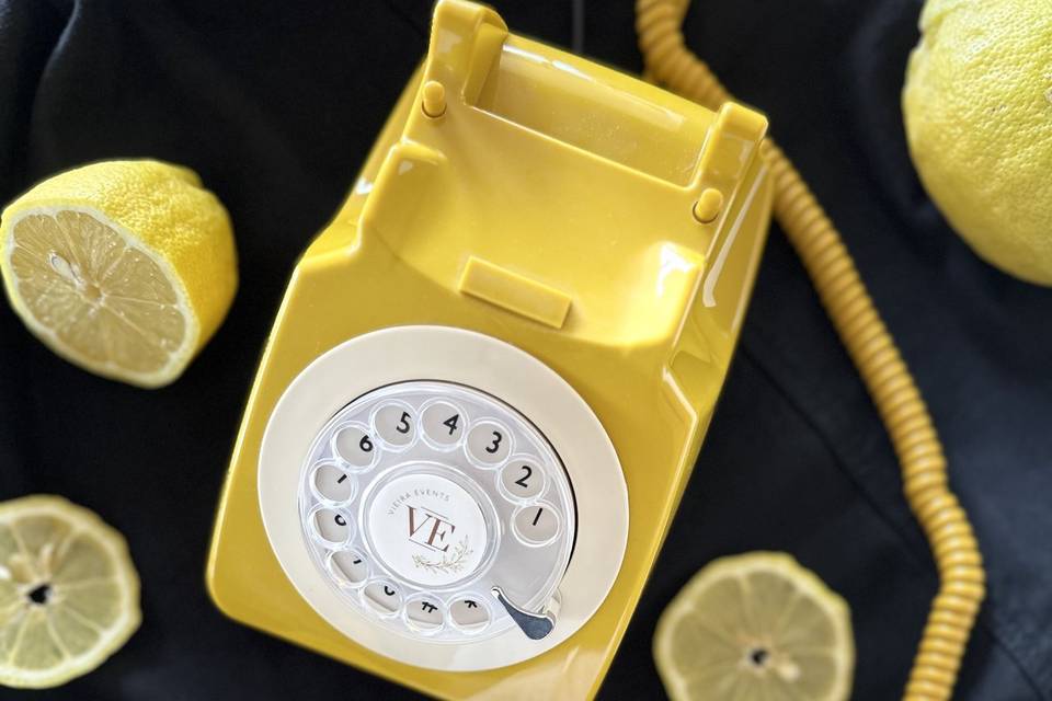 Telefone Amarelo