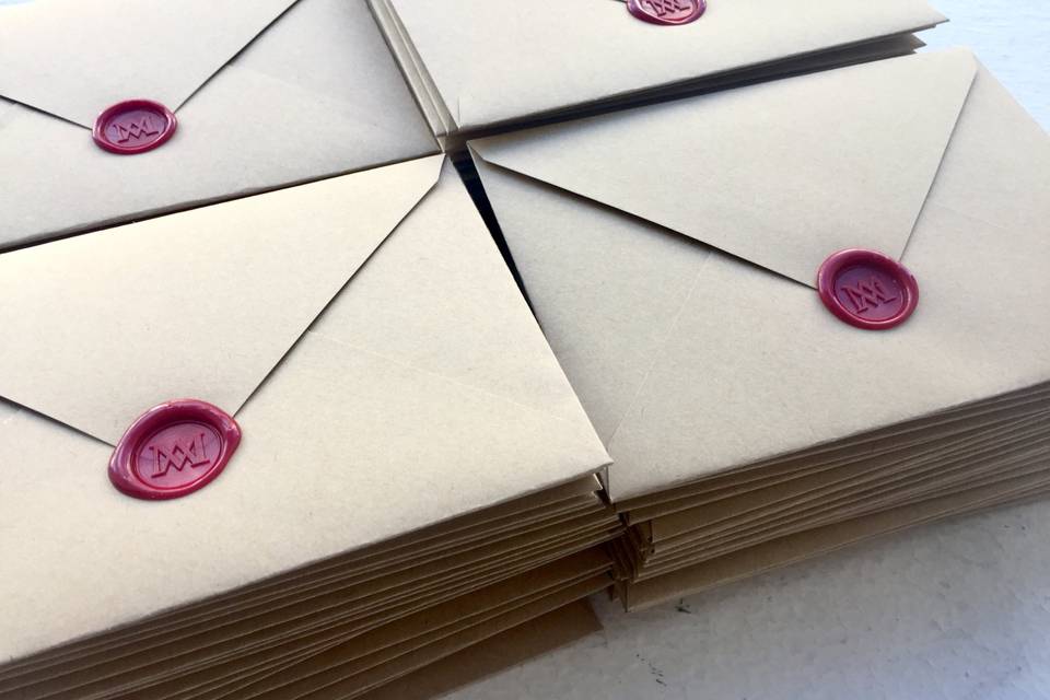 Envelopes com sinete pers.