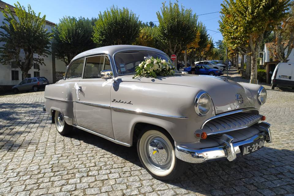 Olympia Bride Car