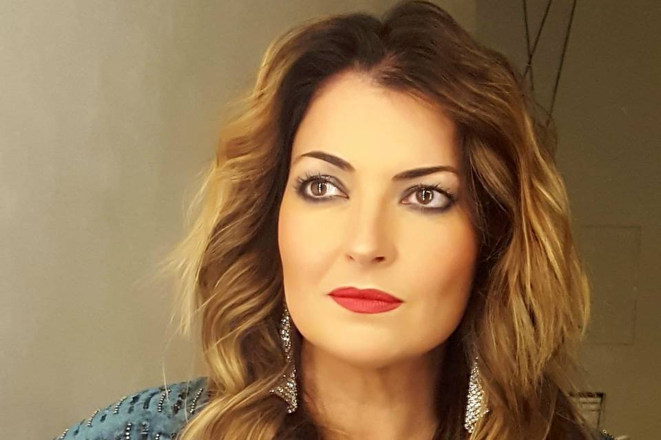 Glam make-up