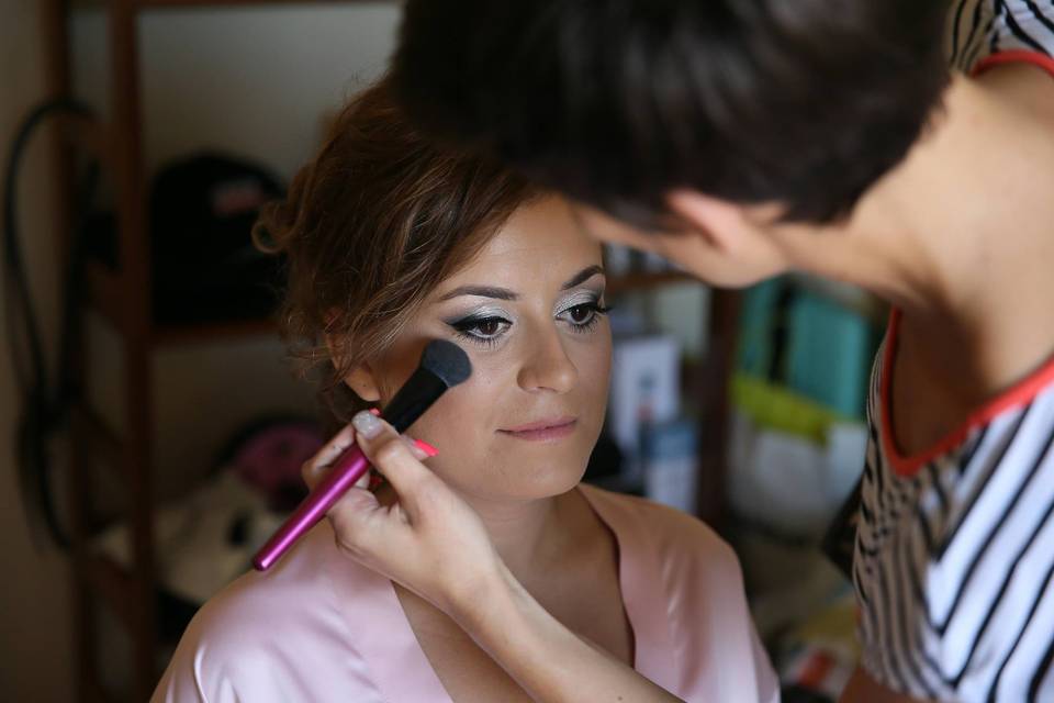 AVA Make-Up School